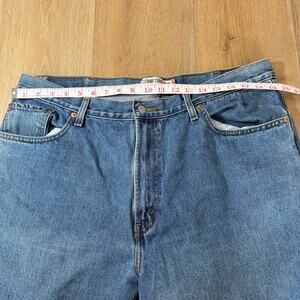 Vintage Levi 560 Denim Jeans. Casual, Heavyweight, Outdoor Pants. Y2k Comfort 40